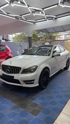 MERCEDES-BENZ C 180 1.6 CGI COUPE 16V TURBO GASOLINA 2P AUTOMÁTICO MERCEDES-BENZ C 180 1.6 CGI COUPE 16V TURBO GASOLINA 2P AUTOMÁTICO